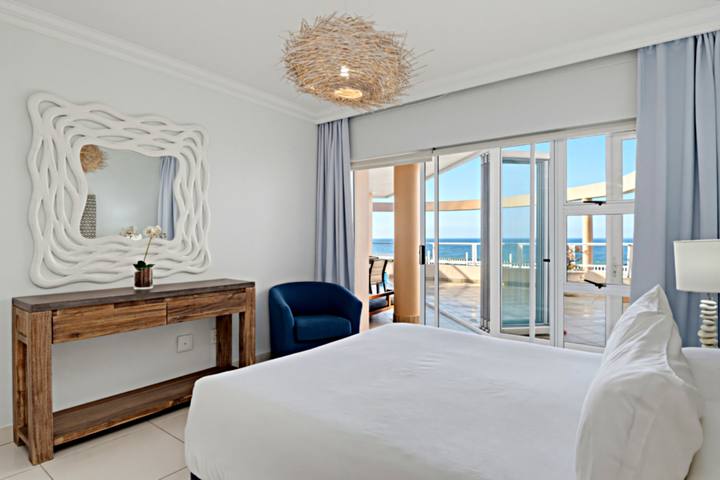 Dolphin Cove 2 Main bedroom